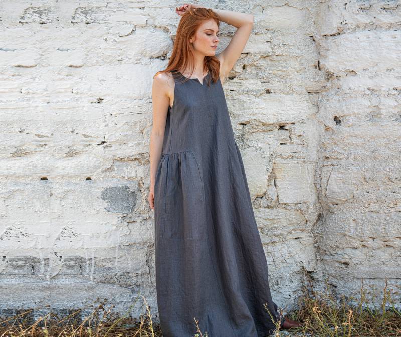 Sommer Maxi Kleid, Leinen Kleid Für Frauen, Mit Taschen, Graphite Plus Größe, Ärmelloses von VisibleArt