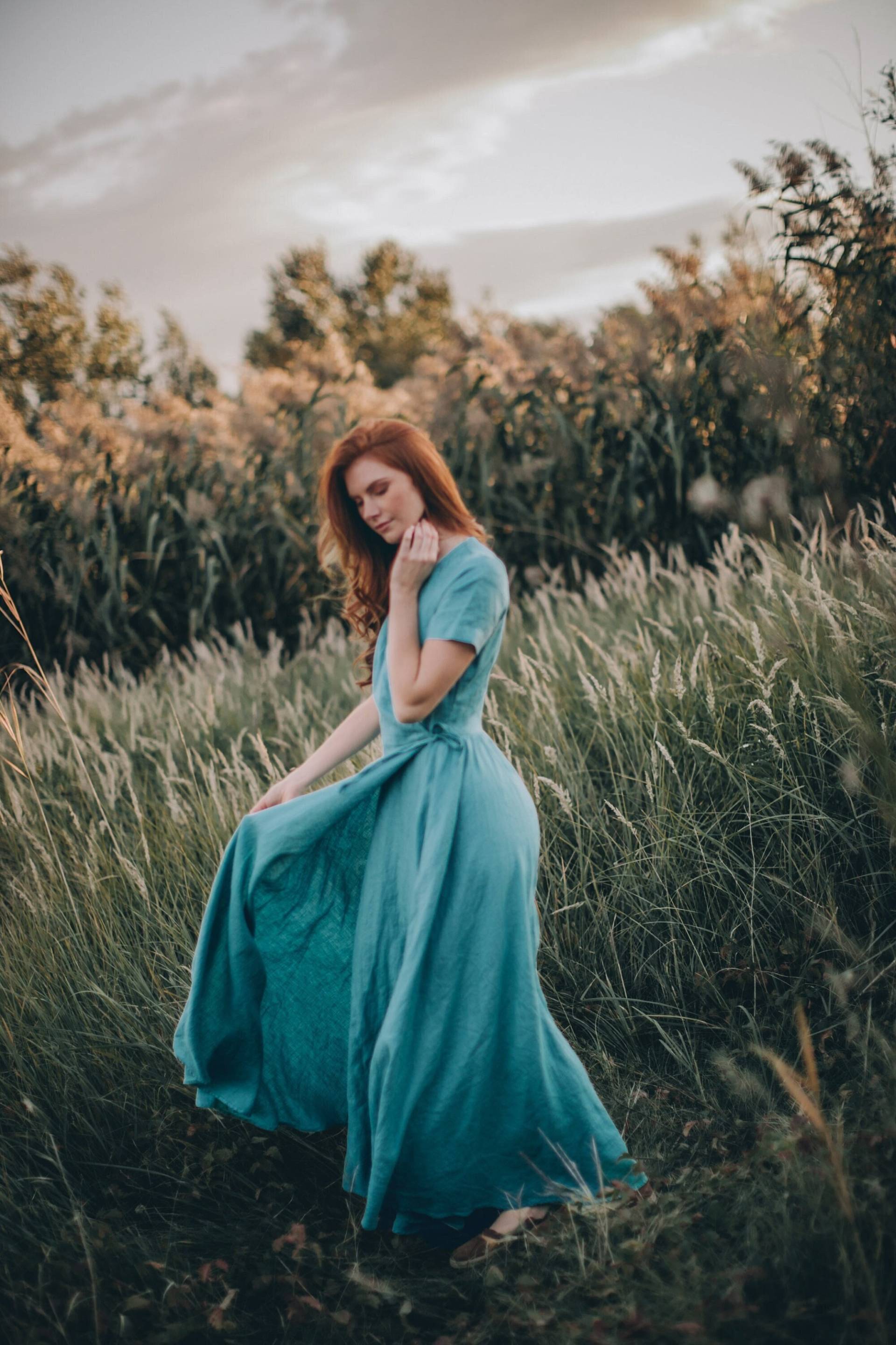 Wickelkleid Aus Gewaschenem Leinen, Blaugrünes Leinenkleid, Sommer-Maxikleid, Boho-Maxikleid, Übergrößekleid, Brautjungfernkleid, Leinenkleidung von VisibleArt