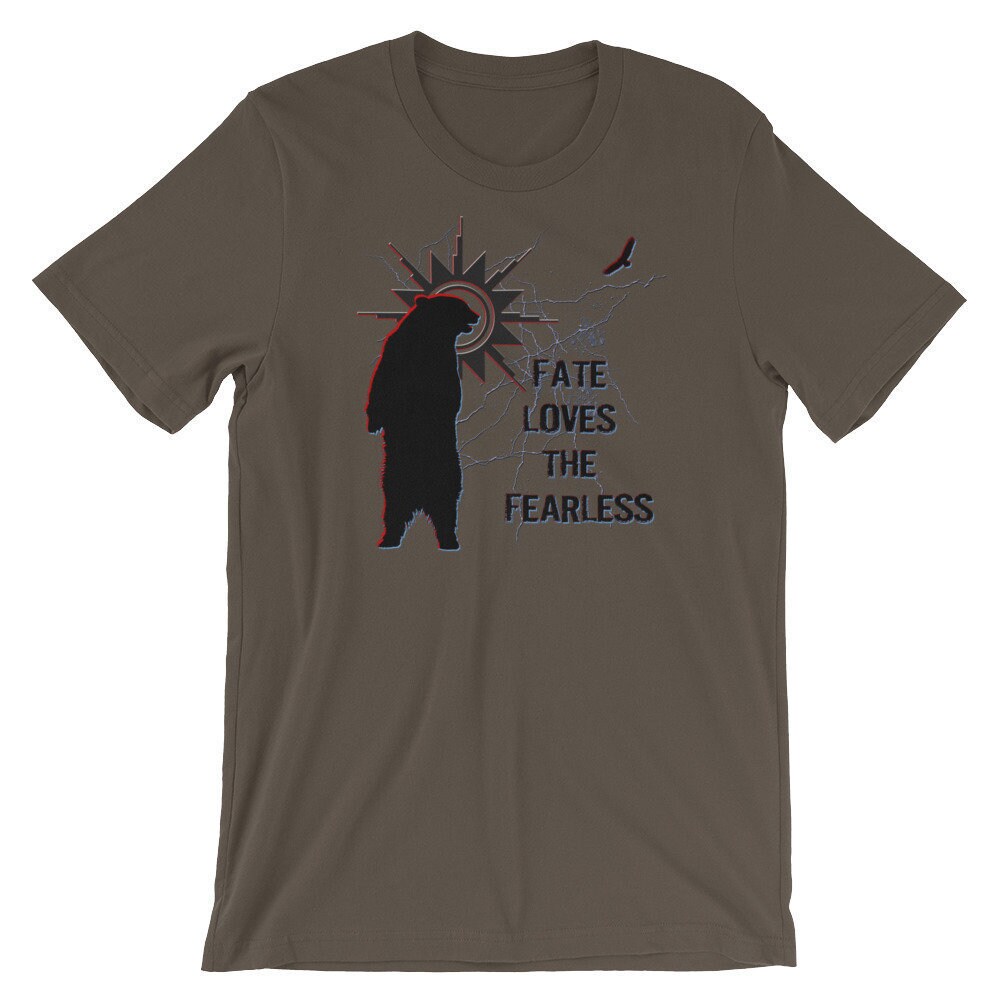 Schicksal Liebt Die Furchtlose Tshirt, Motivierende Shirt, Inspirierende Outdoorsmen Geschenk, Adler Bär Geist Tier Adrenalin Junkie Schicksal Liebt Die Furchtlose Tshirt, Motivierende Shirt, Inspirierende Outdoorsmen Geschenk, Adler Bär Geist Tier Adrenalin Junkie von VisionQuestOutdoors