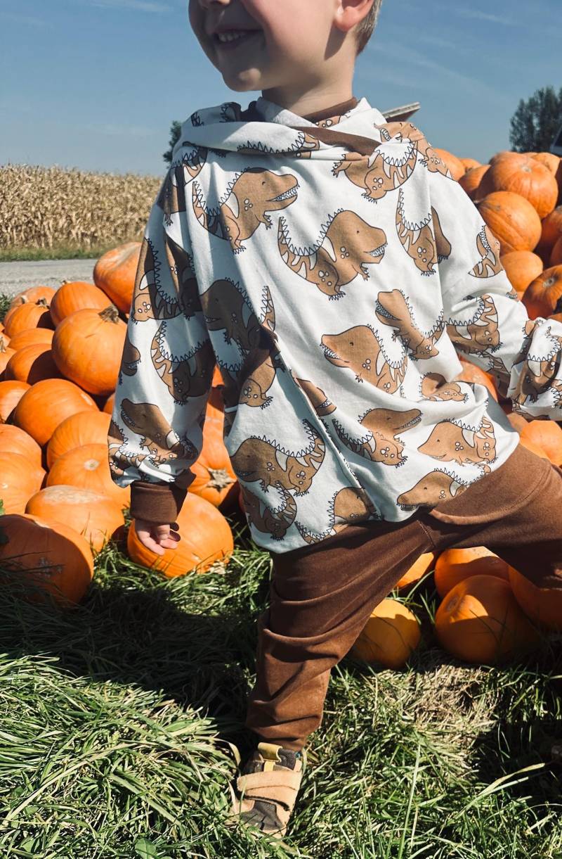 Visuell Design - Cordhose/Feincord Mitwachshose Pumphose Aus Cord Hose Kinder/ Baby/ Mitwachsend in Braun Rehbraun von VisuellDesign