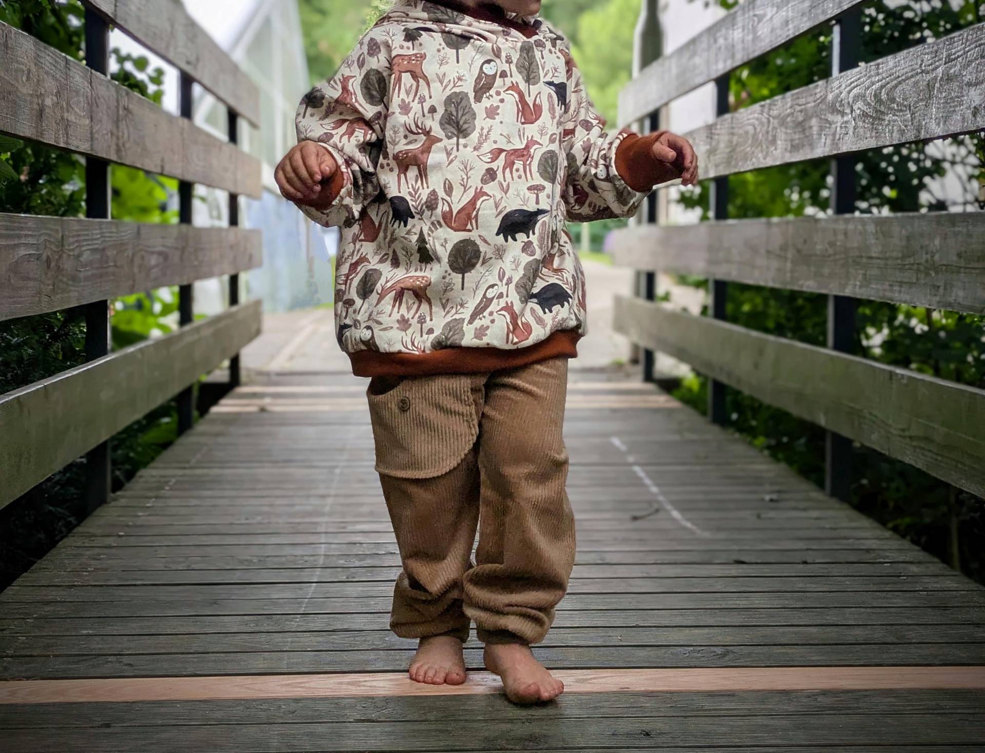 Visuell Design - Cordhose/Mitwachshose Pumphose Aus Cord Hose Kinder/ Baby/ Mitwachsend in Camel von VisuellDesign