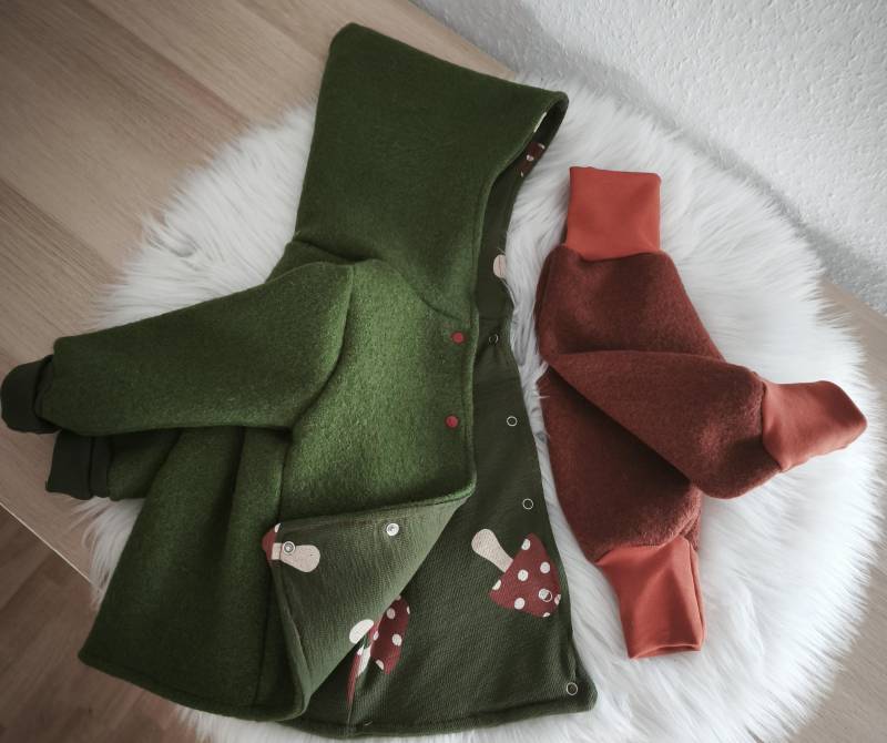 Visuell Design Walkjacke - Lass Dich Überraschen Wolleseide Teddyplünsch Jersey Ungefüttert Kinder Visuell Design Walkjacke - Lass Dich Überraschen Wolleseide Teddyplünsch Jersey Ungefüttert Kinder von VisuellDesign