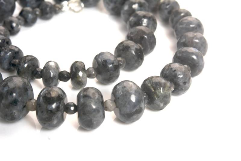 Labradorit Schmuck, Natürlichen Edelstein Halsketten, Graduierung Halskette, Schwarzen Stein Handgemachte Halskette Labradorit Schmuck, Natürlichen Edelstein Halsketten, Graduierung Halskette, Schwarzen Stein Handgemachte Halskette von VitaGems