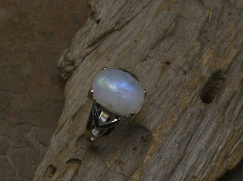 Natürliche Mondstein Ring - Gelb Flash-Regenbogen Ring Kupferring Echte Edelstein Heilung Stein Größe 8 Natürliche Mondstein Ring - Gelb Flash-Regenbogen Ring Kupferring Echte Edelstein Heilung Stein Größe 8 von VitaGems