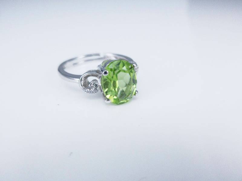 Peridot-Ringe Für Frauen, Peridot Cabochonring, Stein Schmuck, Silber Schmuck Verlobungsringe von VitaGems