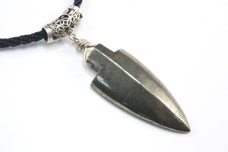 Pyrit Pfeil Halskette - Goldener Anhänger Sterling Silber Edelstein Schmuck Nylon Seil Perlen Schmuck von VitaGems