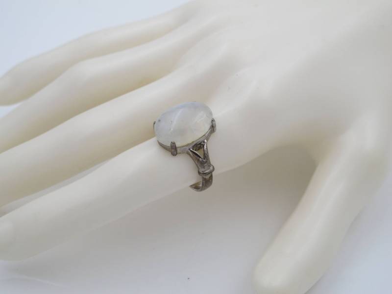 Regenbogen Mondsteinring - Natürliche Edelstein Ring Anweisung Naturstein-Schmuck Mondstein Schmuck Größe Us7 Regenbogen Mondsteinring - Natürliche Edelstein Ring Anweisung Naturstein-Schmuck Mondstein Schmuck Größe Us7 von VitaGems