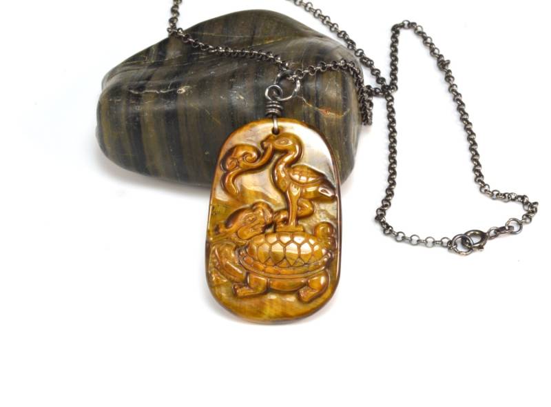 Tiger Eye Braun Eye Anhänger, Edelstein Tier-Anhänger, Geschnitzten Stein Braun-Anhänger Tiger Eye Braun Eye Anhänger, Edelstein Tier-Anhänger, Geschnitzten Stein Braun-Anhänger von VitaGems