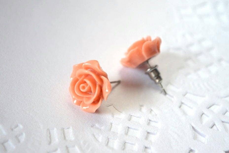 Rosa Rose Ohrringe Ohrstecker, Minimalist Ohrringe, Pfirsich Rose, Geschenk Für Sie, Post Schwester Geschenk, Hochzeit Boho von VivaArcenciel