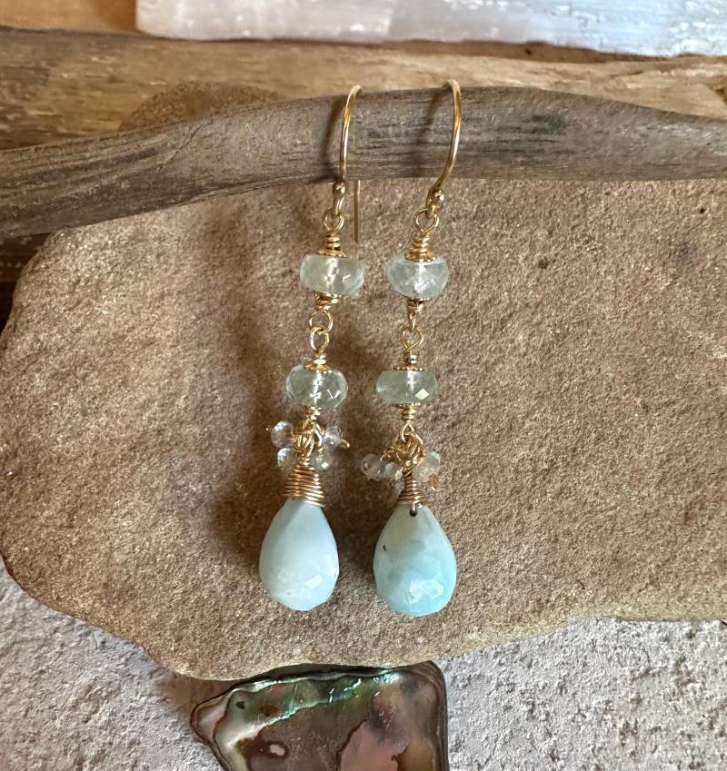 Larimar Und Aquamarin Edelstein Gold Handgemachte Ohrhänger von VivianRDesigns