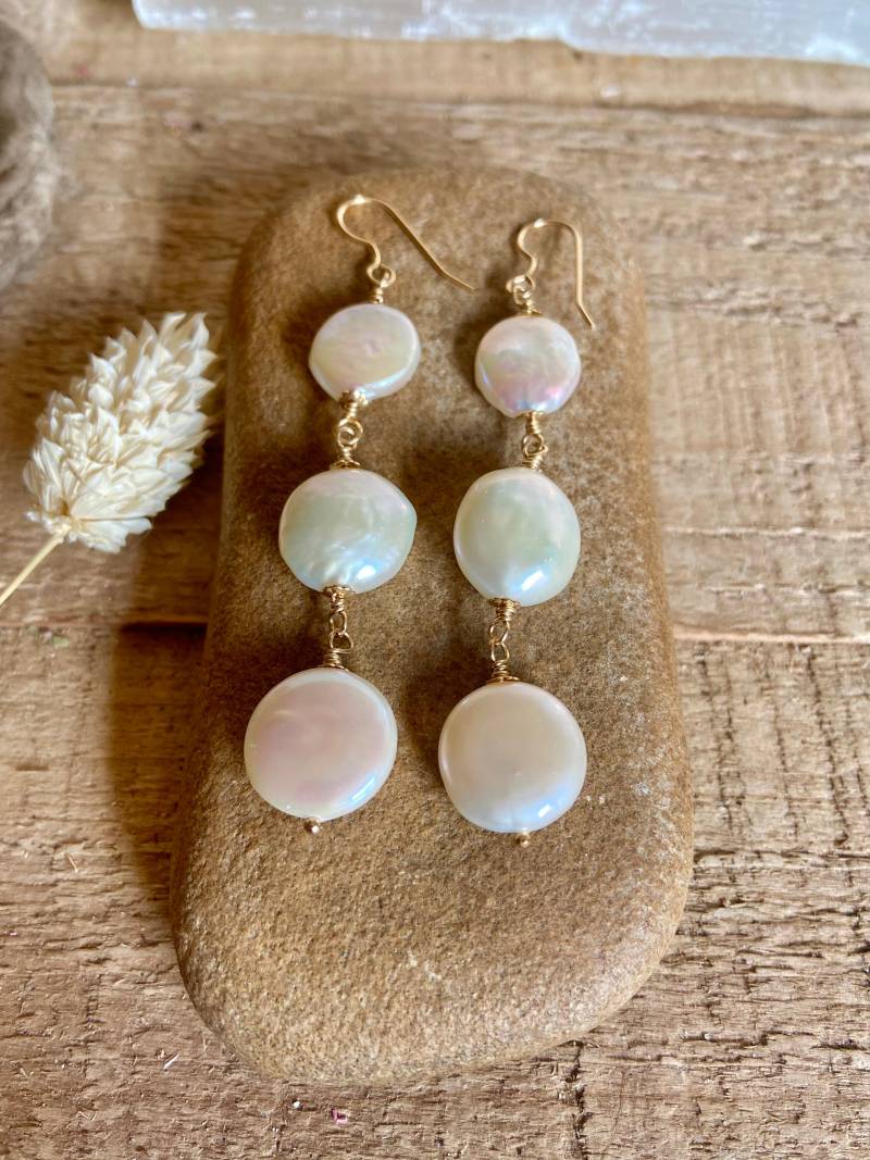 Süßwasser Perle Gold Handgemachte Baumeln Ohrringe von VivianRDesigns