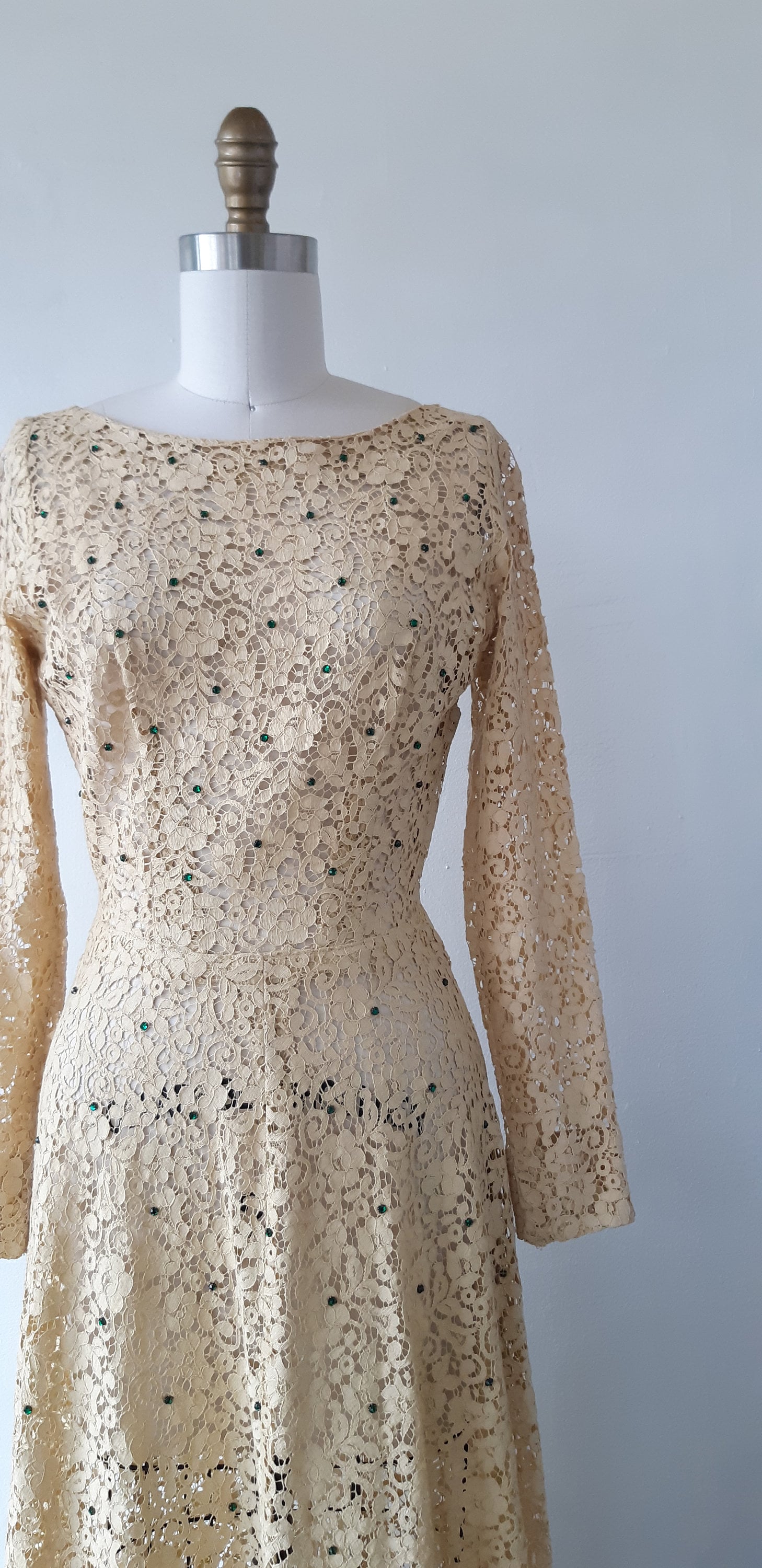 1950Er Jahre Creme Spitzenkleid Vintage Fit & Flare Partykleid von VivianVintage8