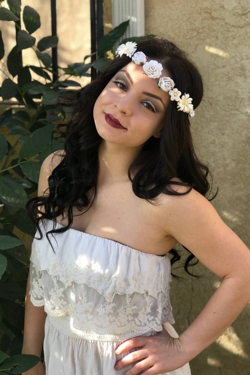 Weiße Braut Hochzeit Blumenkrone - Blumen Haarband Haarkranz Tiara Blumenmädchen Junggesellinnenabzeichen Party von VividBloom