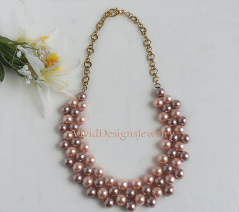 Mehrfarbige Perlencluster Bib Blase Statement Halskette - Weiche Pflaume Und Rosa Cluster Mehrfarbige Perlencluster Bib Blase Statement Halskette - Weiche Pflaume Und Rosa Cluster von VividDesignsJewelry