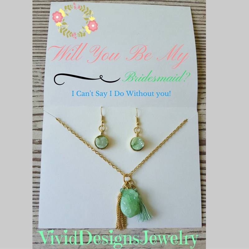 Mint Druzy Stein Halskette -Seafoam -Quaste Anhänger Halskette-Halskette Und Ohrringe-Seafoam Mint Grün Schmuck-Statement Halsketten-Set Mint Druzy Stein Halskette -Seafoam -Quaste Anhänger Halskette-Halskette Und Ohrringe-Seafoam Mint Grün Schmuck-Statement Halsketten-Set von VividDesignsJewelry