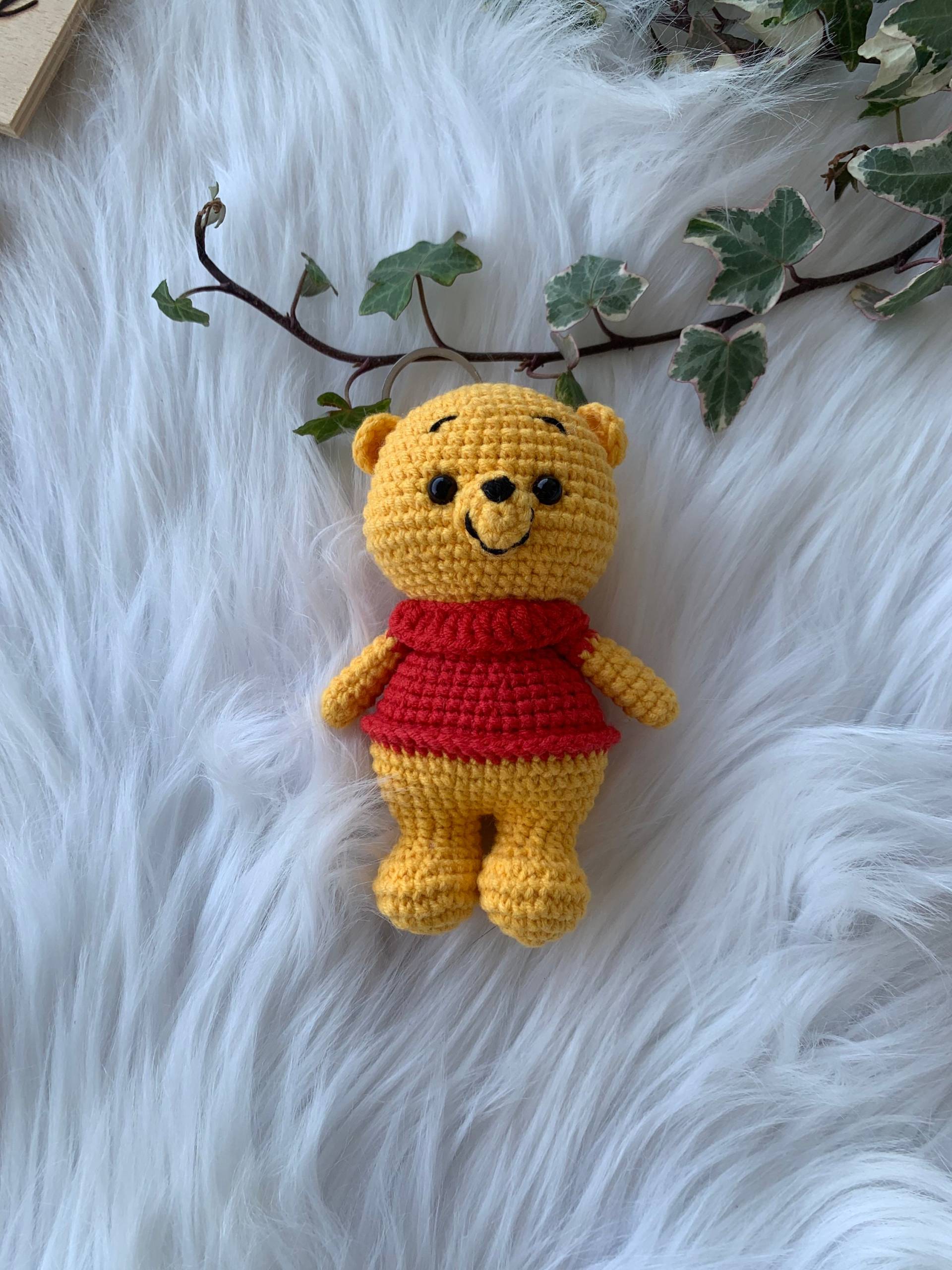 Personalizable Crocheted Bag Tags | Keychains Winnie The Pooh Gift Idea Vividplaceshop von VividPlaceShop