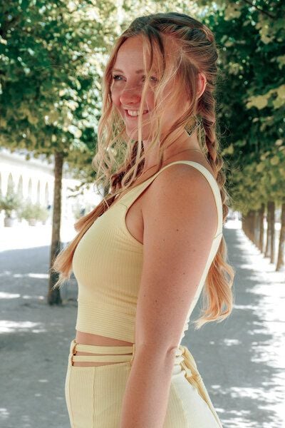 Vivien Joy Farrah Basic Crop Top von Vivien Joy