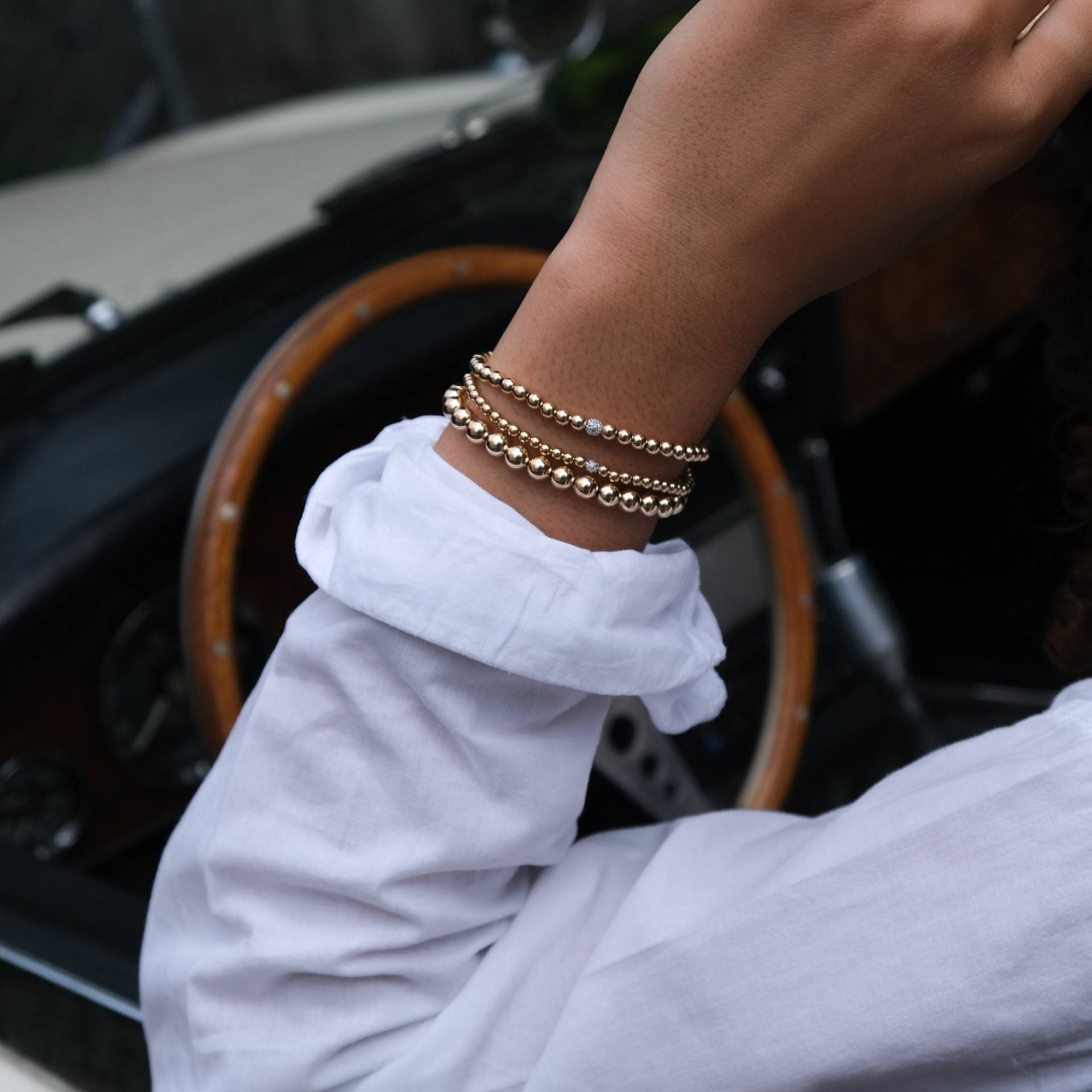 14K Gold Perlenarmband Mit Diamant Stacking Stretch Armband 14K Gold Perlenarmband Mit Diamant Stacking Stretch Armband von VivienFrankDesigns