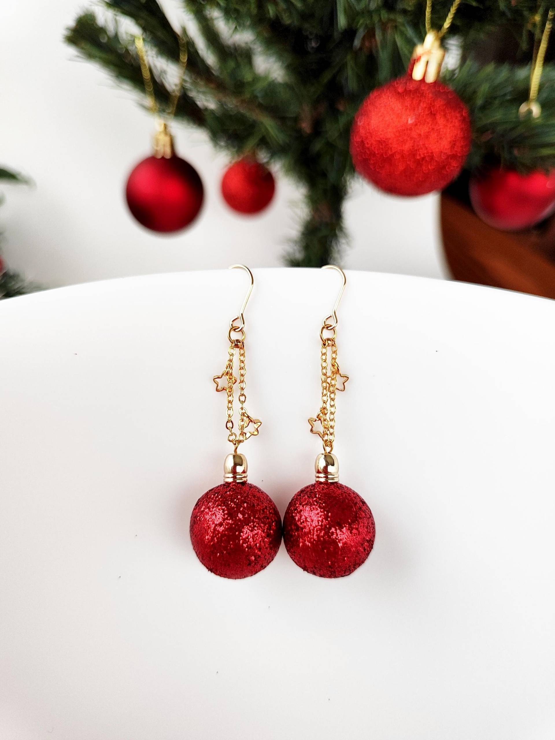 Rote Weihnachten Ton Ornament Ohrringe, 24 K Vergoldete Farbechte Einzigartige Urlaub Ohrringe Geschenk von Viviendesignstudio