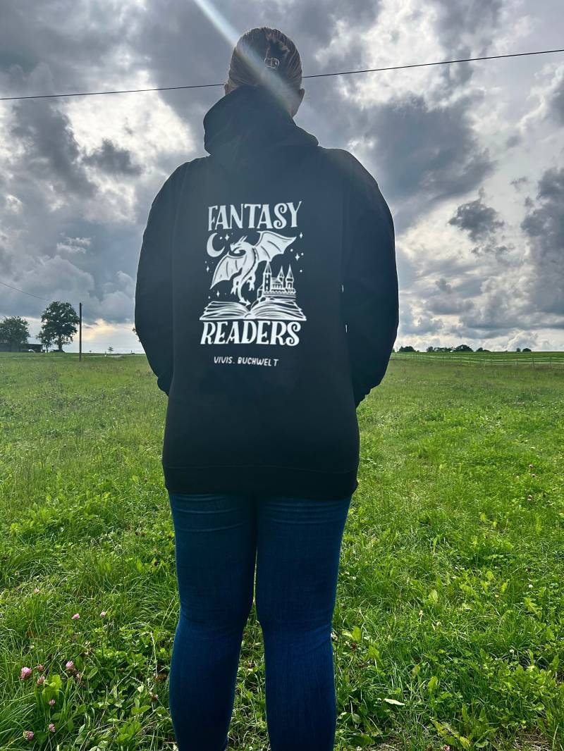Hoodie „Fantasy Reader" von Vivisbuchwelt