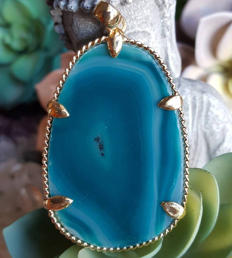 Aqua Blau Achat Anhänger, Blauer Stein & Weiß Geode Scheibe Blaue Kristall Anhänger von VixenBEADSandJEWELRY