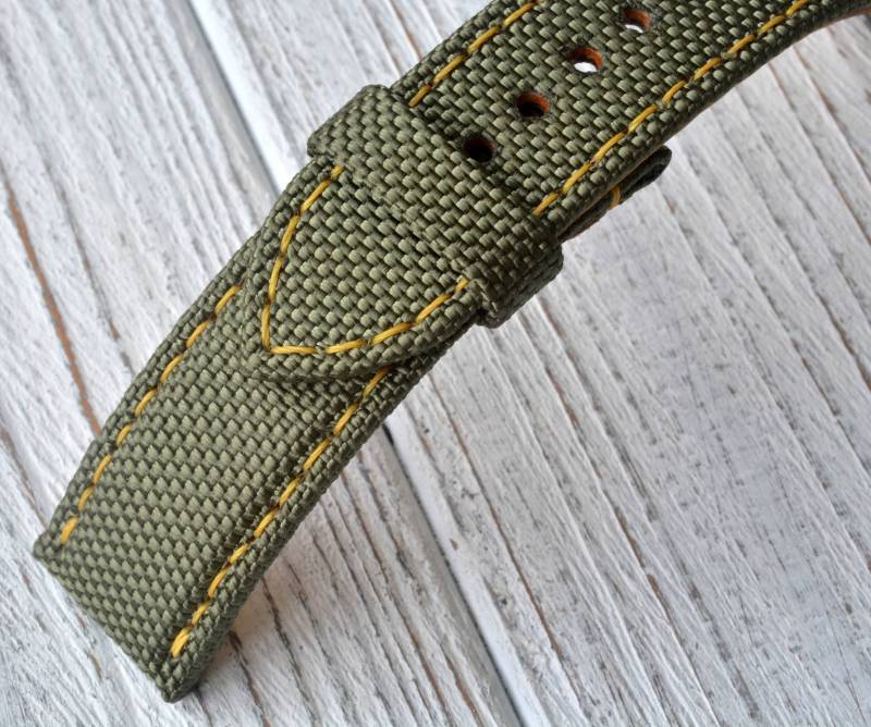 Ersatz Olivgrünes Nylon Canvas Uhrenband Komplettierbar Breitling Omega Rolex 24 Mm 22 20 Personalisiert Jede Größe Und Länge Ersatz Olivgrünes Nylon Canvas Uhrenband Komplettierbar Breitling Omega Rolex 24 Mm 22 20 Personalisiert Jede Größe Und Länge von VladStraps