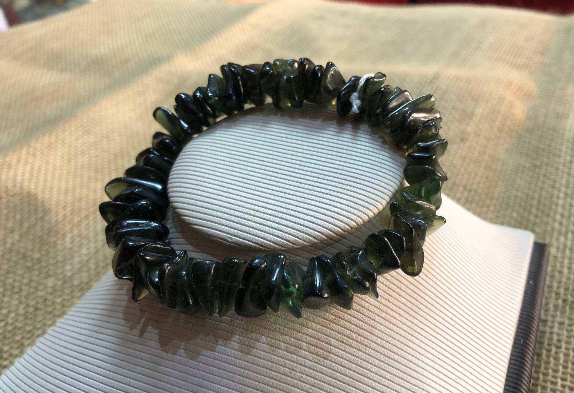 Rohe Moldavit Stein Armband - Handgefertigter 925 Sterling Silber Schmuck. Vltavin Armschmuck. Kristallarmband. Tektit. Kristall von Vltavin