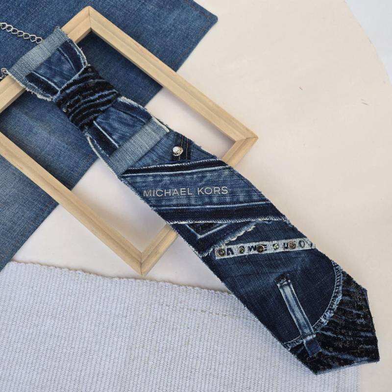 Upcycled Denim Krawatte Halskette - Statement Nachhaltig Schmuck Liebhaber Geschenk Ooak Accessoire von VmCreativeUpcycling