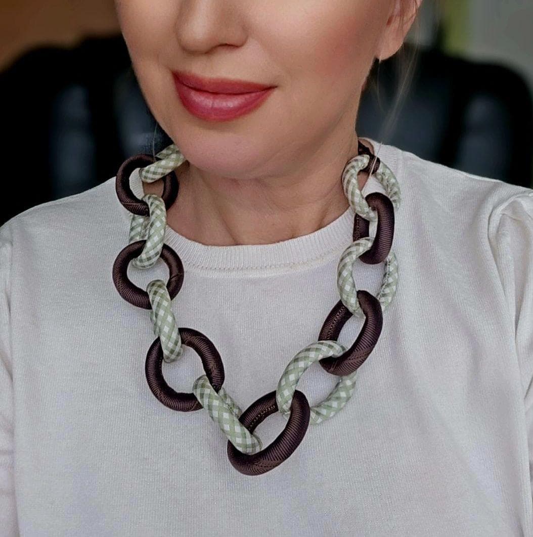 Upcycled Seide Halskette Gemacht Von Recycled Krawatten Ooak Nachhaltige Schmuck Einzigartiges Geschenk Für Ihr 12 Upcycled Seide Halskette Gemacht Von Recycled Krawatten Ooak Nachhaltige Schmuck Einzigartiges Geschenk Für Ihr 12 von VmCreativeUpcycling