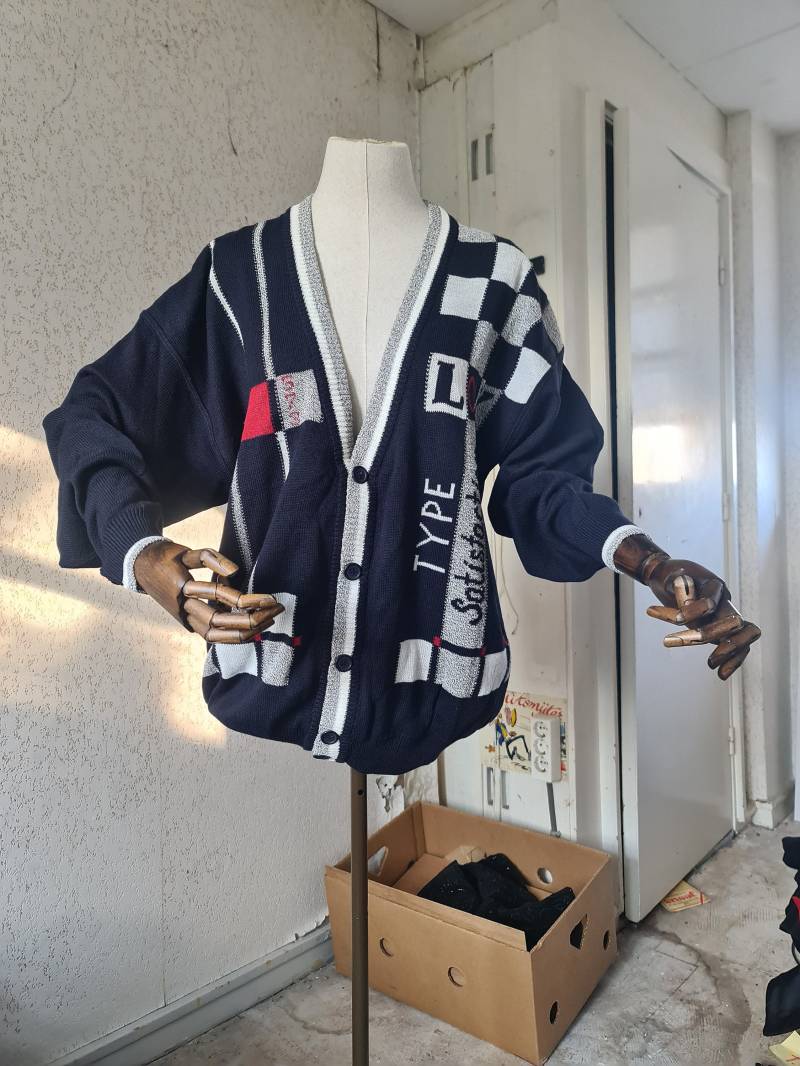 Allora Strickjacke Deadstock Vintage By Bosch 80Er Crazy Sweater 1980 Ungetragen New Old Stock von VntgDepartment