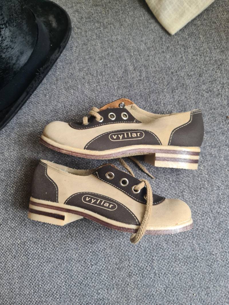 Vintage Schnürschuhe 1970 Neue Alte Lagerware Deadstock 70Er Jahre Vyllar von VntgDepartment