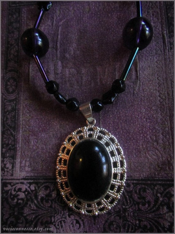 Schwarze Onyx Halskette Und Ohrringe Dark Gothic Witch - Edelstein Vintage Schmuck Schwarze Onyx Halskette Und Ohrringe Dark Gothic Witch - Edelstein Vintage Schmuck von Vocisconnesse