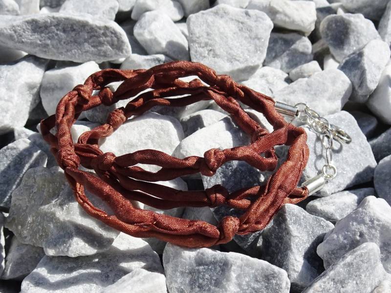 Wickelarmband Seide Mocha Mousse von VoegelchenShop