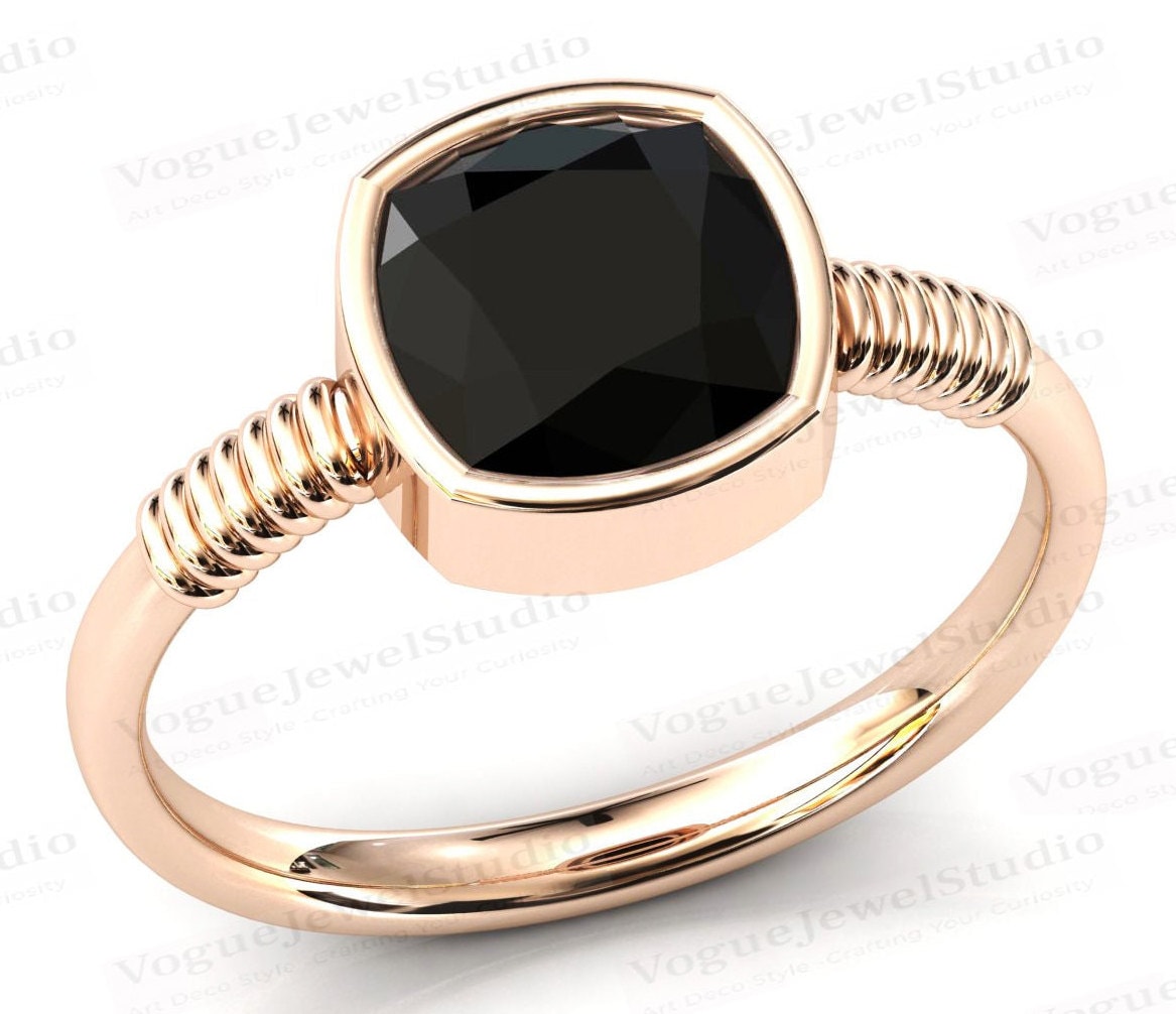 Antiker Kissenschnitt Schwarzer Onyx Verlobungsring 14K Roségold Schwarz Ehering Solitär Ring Für Frauen Jahrestag Geschenk von VogueJewelStudio