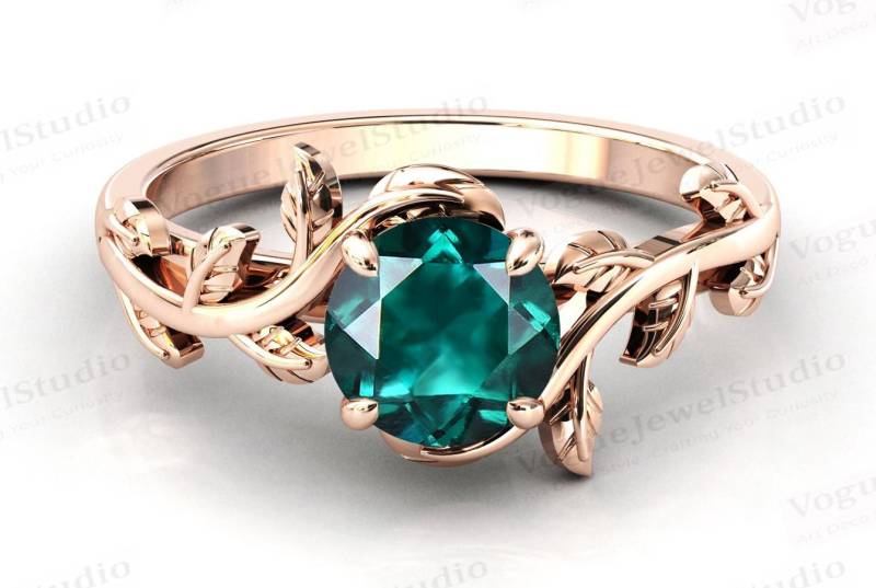 Art Deco Blatt Stil Smaragd Verlobungsring Natur Inspiriert Ehering 14K Gold Vintage Brautring von VogueJewelStudio