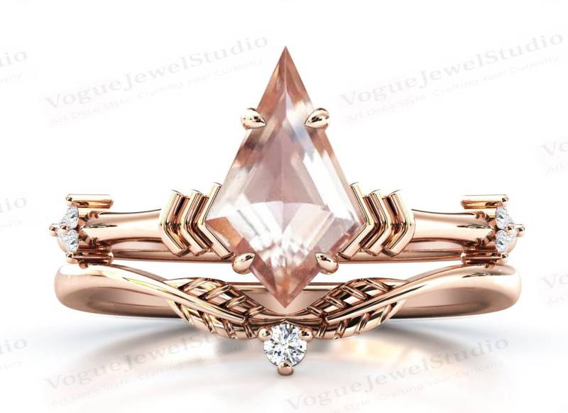 Art Deco Kite Shaped Morganit Verlobungsring Set Antik Ehering Vintage Blatt Stil Brautring Für Frauen von VogueJewelStudio