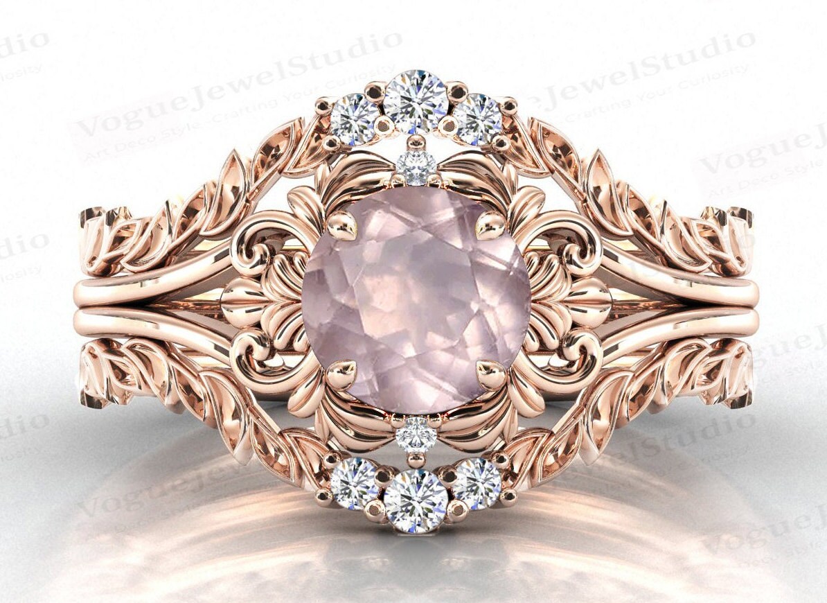 Einzigartiger Rosenquarz Verlobungsring Set Vintage Floral Ehering Für Frauen Art Deco Brautring Jubiläum Ring von VogueJewelStudio