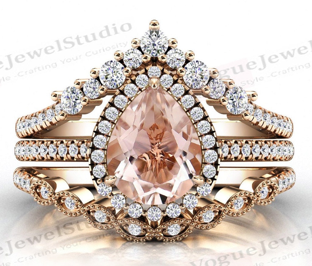 Pear Cut Morganit Verlobungsring Set Antik Vintage 2 Stück Ehering Pfirsich Pink Brautring Für Frauen von VogueJewelStudio