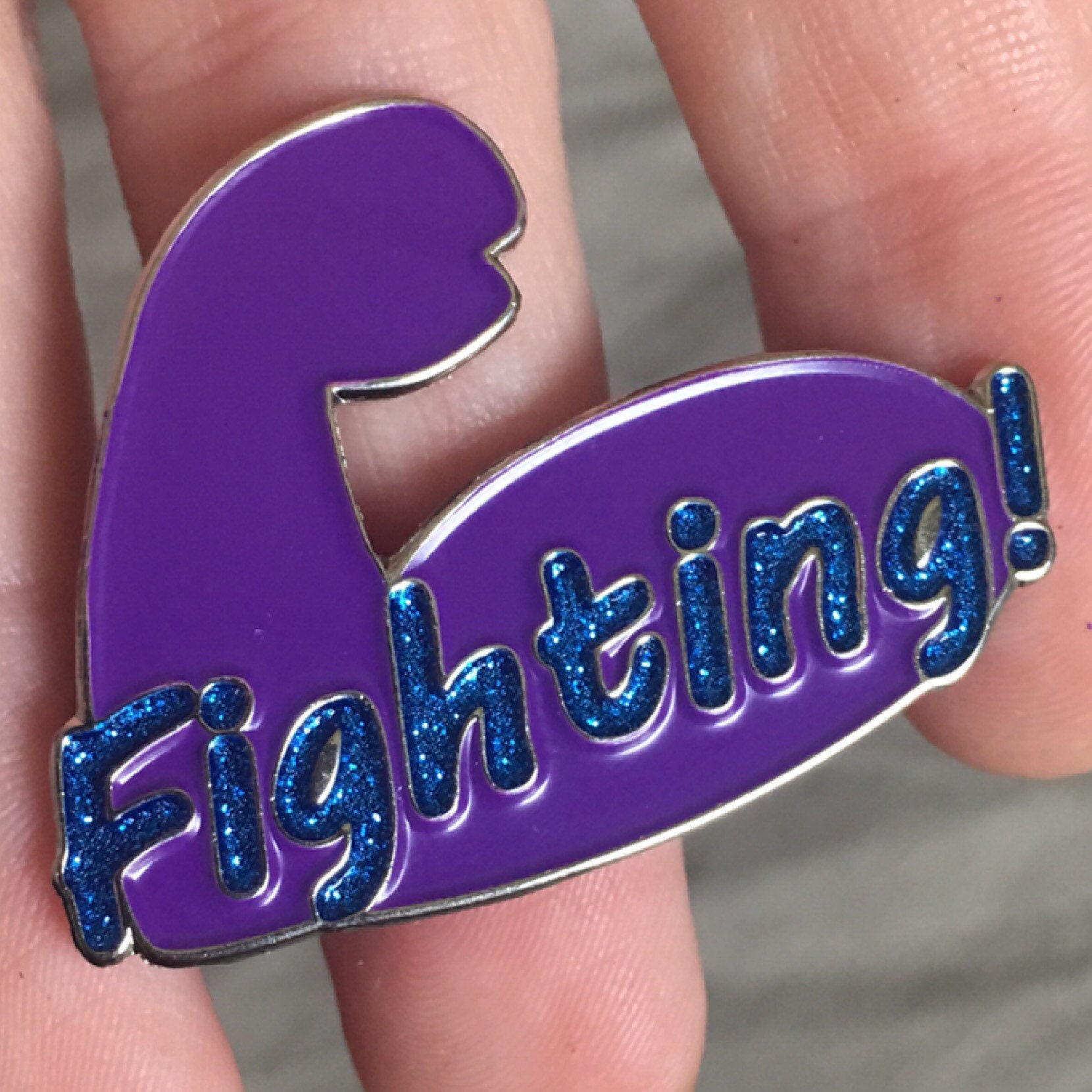 Kämpfen K-Drama/K-Pop Soft Glitter Emaille Pin Kämpfen K-Drama/K-Pop Soft Glitter Emaille Pin von VoltarelDesigns