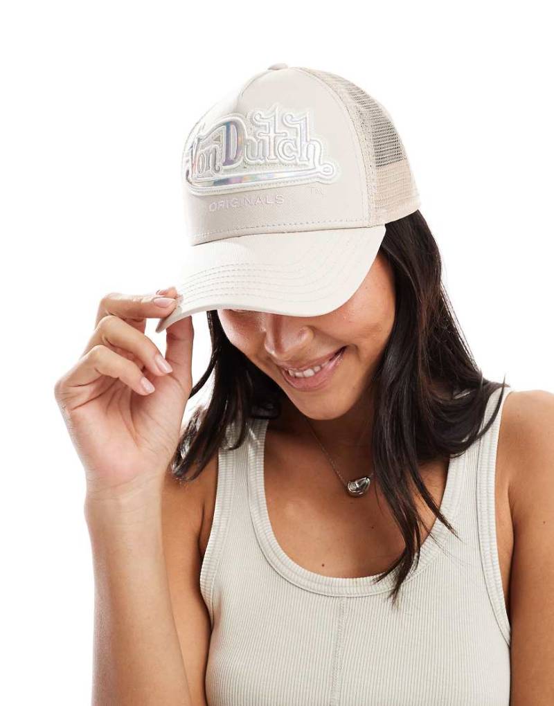 Von Dutch - Memphis - Trucker-Kappe in Metallic-Creme-Weiß von Von Dutch