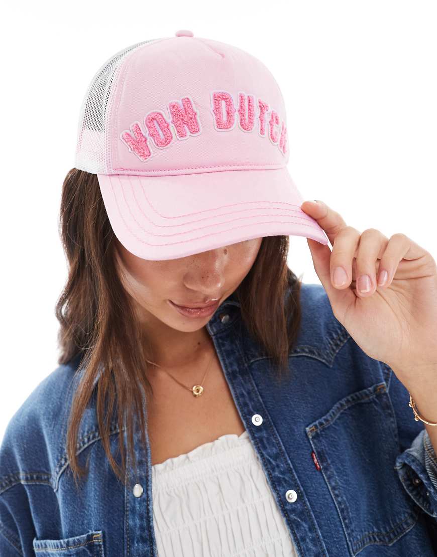 Von Dutch - Trucker-Kappe in Rosa mit Bouclé-Logo von Von Dutch