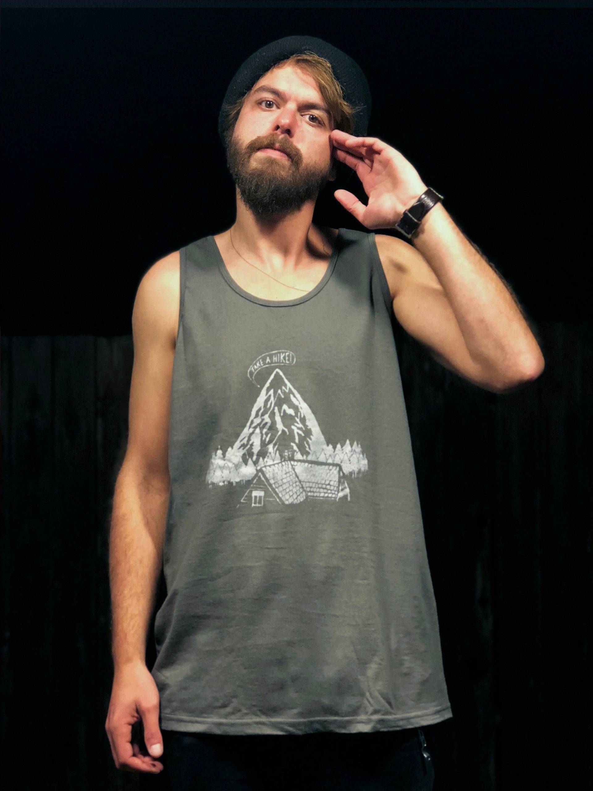 Machen Sie Eine Wanderung Siebdruck Tank Top Machen Sie Eine Wanderung Siebdruck Tank Top von VonBrutonPrintshop