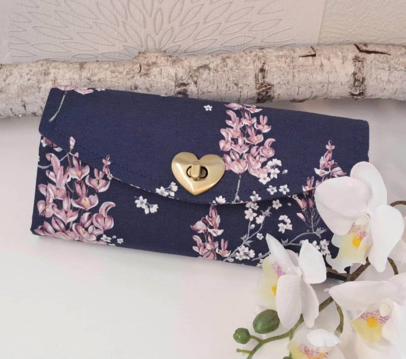 Damengeldbörse Großes Portemonnaie Geldbeutel Brieftasche Geldgeschenk Geschenk Frau Freundin Anfertigung Blütenzweige Weiß Rosa von VonDerNaehDreschern