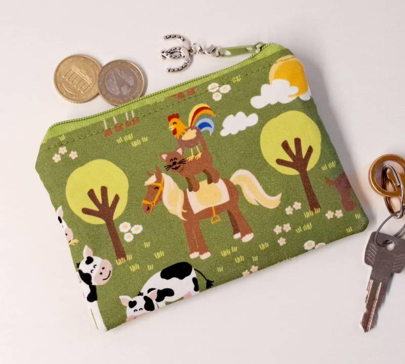 Geldbörse Für Kinder Kindergeldbörse Kleiner Geldbeutel Schlüsseltasche Pflastertasche Sofortversand Bauernhof Hellgrün von VonDerNaehDreschern