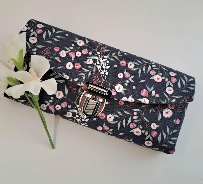 Große Geldbörse Portemonnaie Geldbeutel Brieftasche Geldgeschenk Anfertigung Blütenzweige von VonDerNaehDreschern