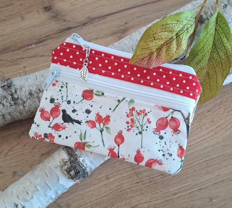 Mini Geldbeutel Kleine Geldbörse Portemonnaie Damen Schlüsseltasche Geldgeschenk Geschenk Frau Anfertigung Hagebutten Vögelchen von VonDerNaehDreschern