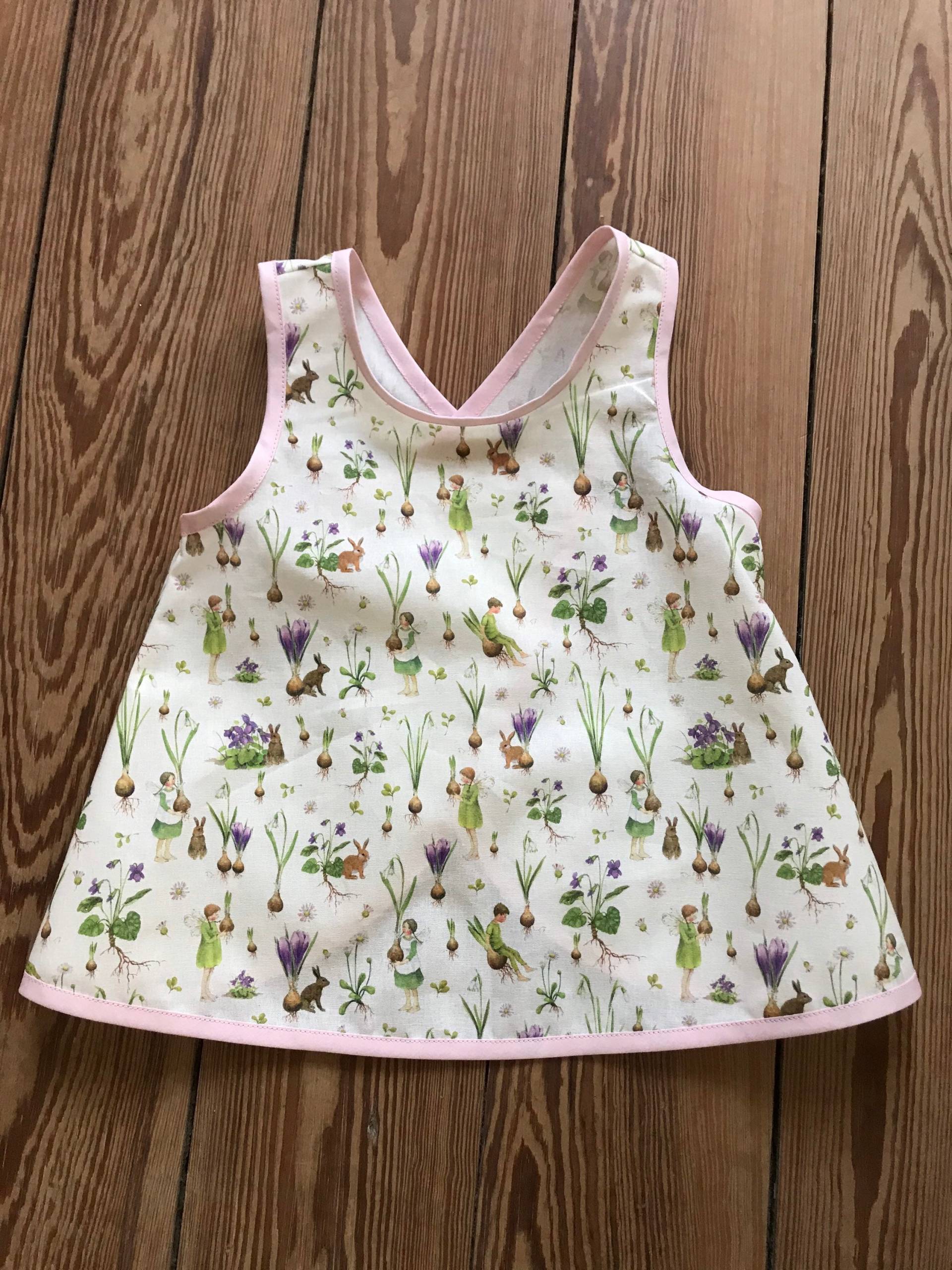 Tunika, Hängerchen, Schürze Im Schwedenstil, Gr. 92/98 von VonHerzenTextilArt