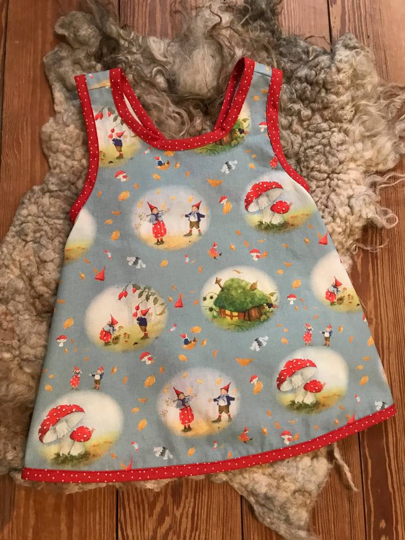 Tunika, Hängerchen, Schürze Im Schwedenstil Größe 104/110 von VonHerzenTextilArt