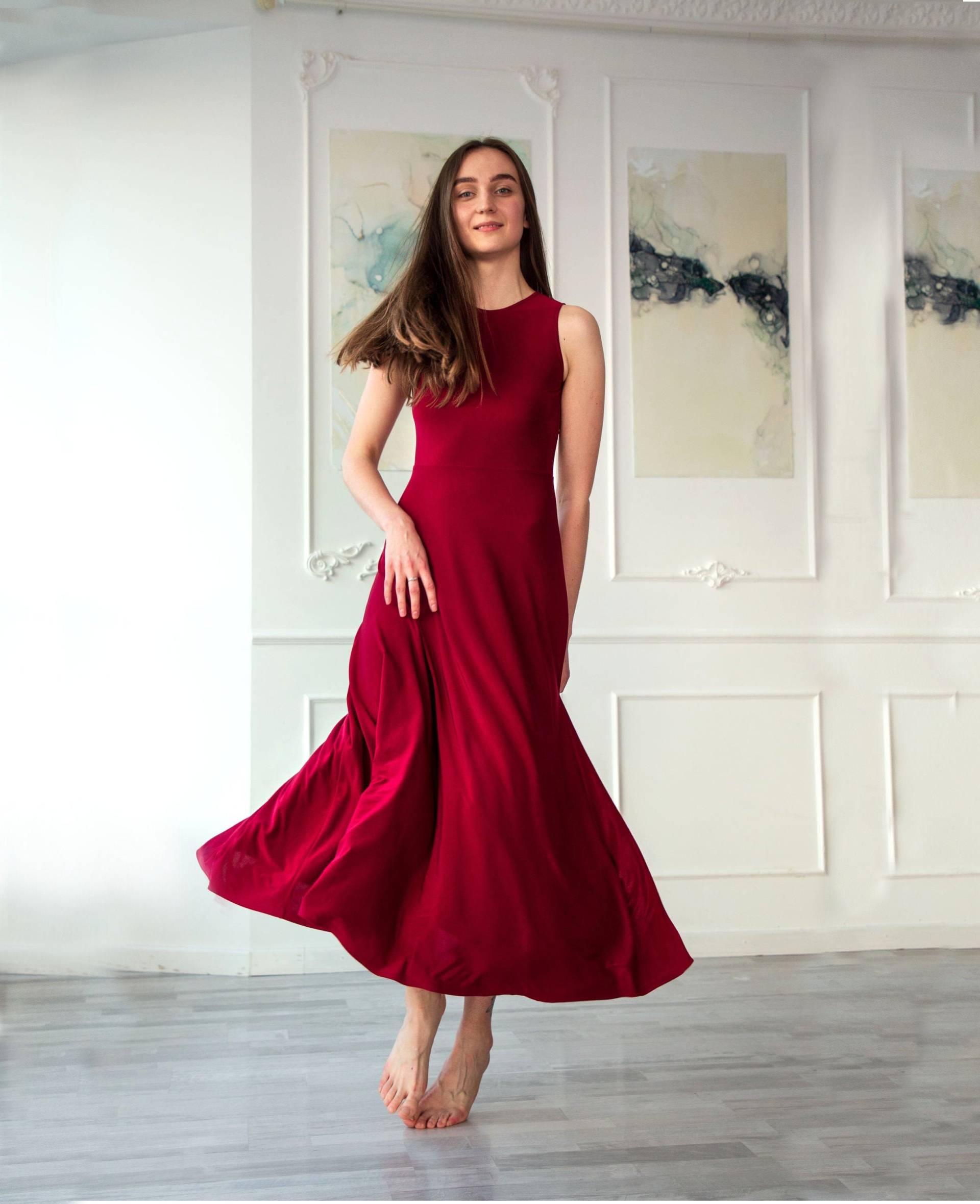 Burgund Satin Maxikleid Rückenfreies Abendkleid, Abschlussballkleid Burgund Satin Maxikleid Rückenfreies Abendkleid, Abschlussballkleid von VonaDmytras