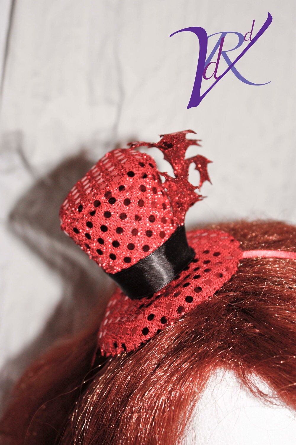 Red & Black Hut Fascinater Red & Black Hut Fascinater von VonderRehdesigns